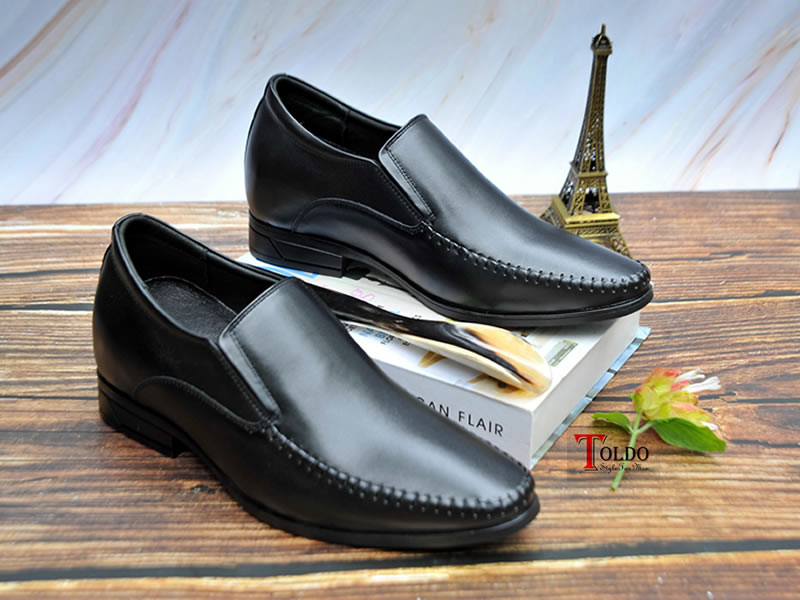 Giày cao nhẹ và êm